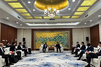 中国信科集团陈山枝副总裁一行拜访盐城市唐敬副市长